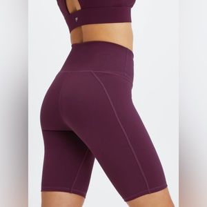 Fabletics Define PowerHold High-Waisted 9'' Short size M